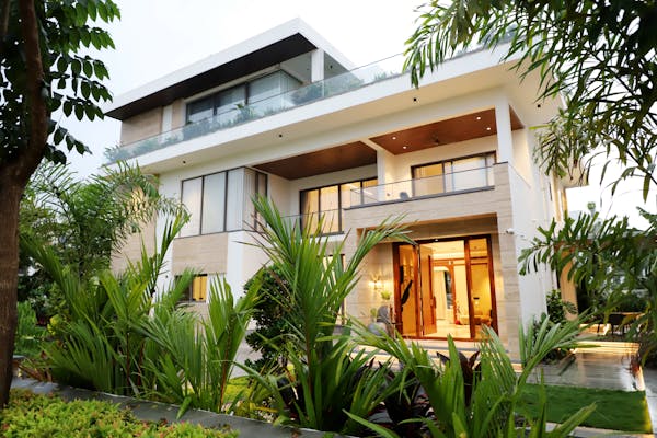 Lakeside Villa